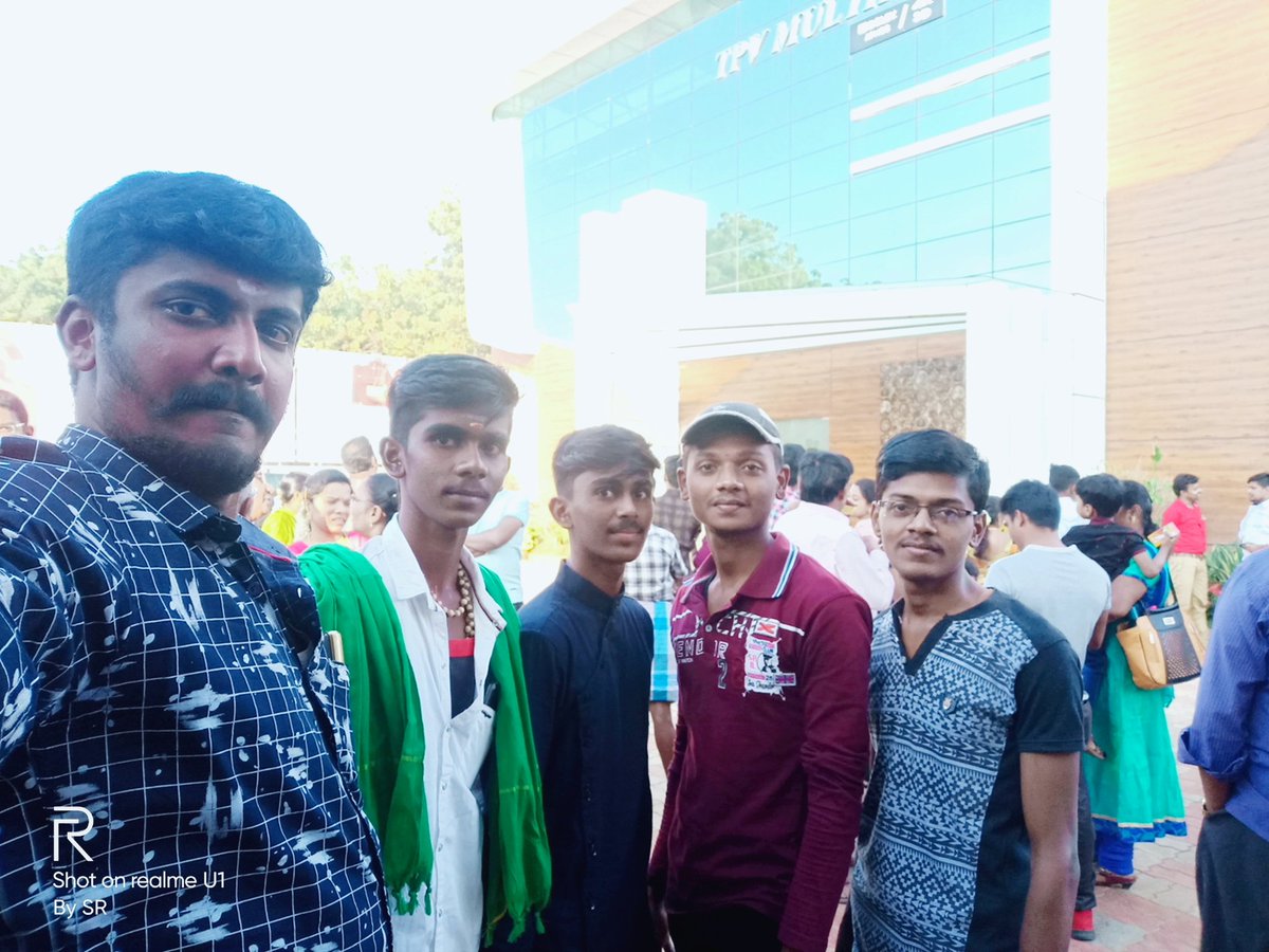 ImSiva_Seesu's tweet photo. @TPVMultiplex #DarbarThiruvizha with me & my friends from kallidaikurichi....
Dolby Atmos sounds are thunderous experiences...💥🌩️⛈️
#DarbarAtTPVMultiplex https://t.co/2TiwwH9PCS
