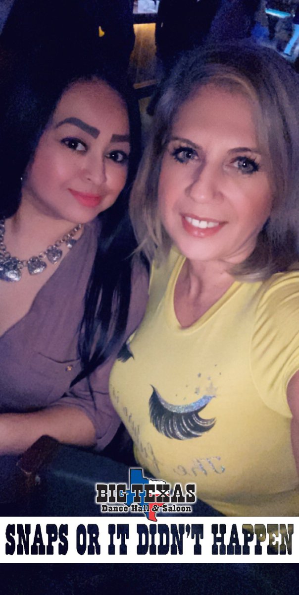 cheripi4u's tweet photo. Getting our country on tonight! https://t.co/zIJkaYVy1m