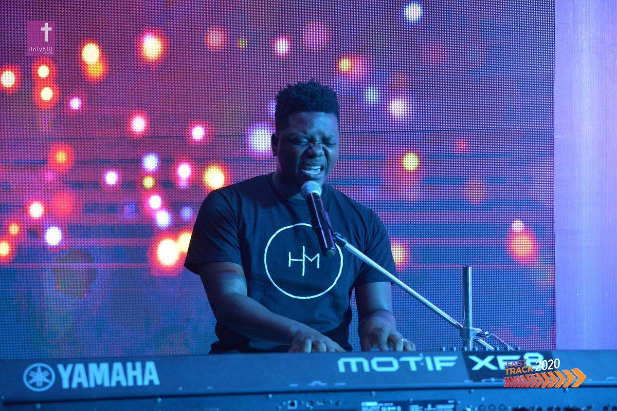 SOgidigbo's tweet photo. The last four nights of #FastTrack2020 we have experienced an outpouring of the spirit of worship, prayer and prophesies. Join us tonight by 6pm. https://t.co/ZzYSJOI276
