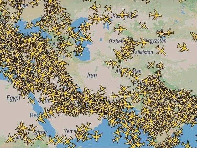 ShanazRx's tweet photo. #RegimeOfTerror 
Most commercial airlines avoid flying over #iran airspace.

#UkraineFlight752 #IranTerror https://t.co/hYEfNZVTGE