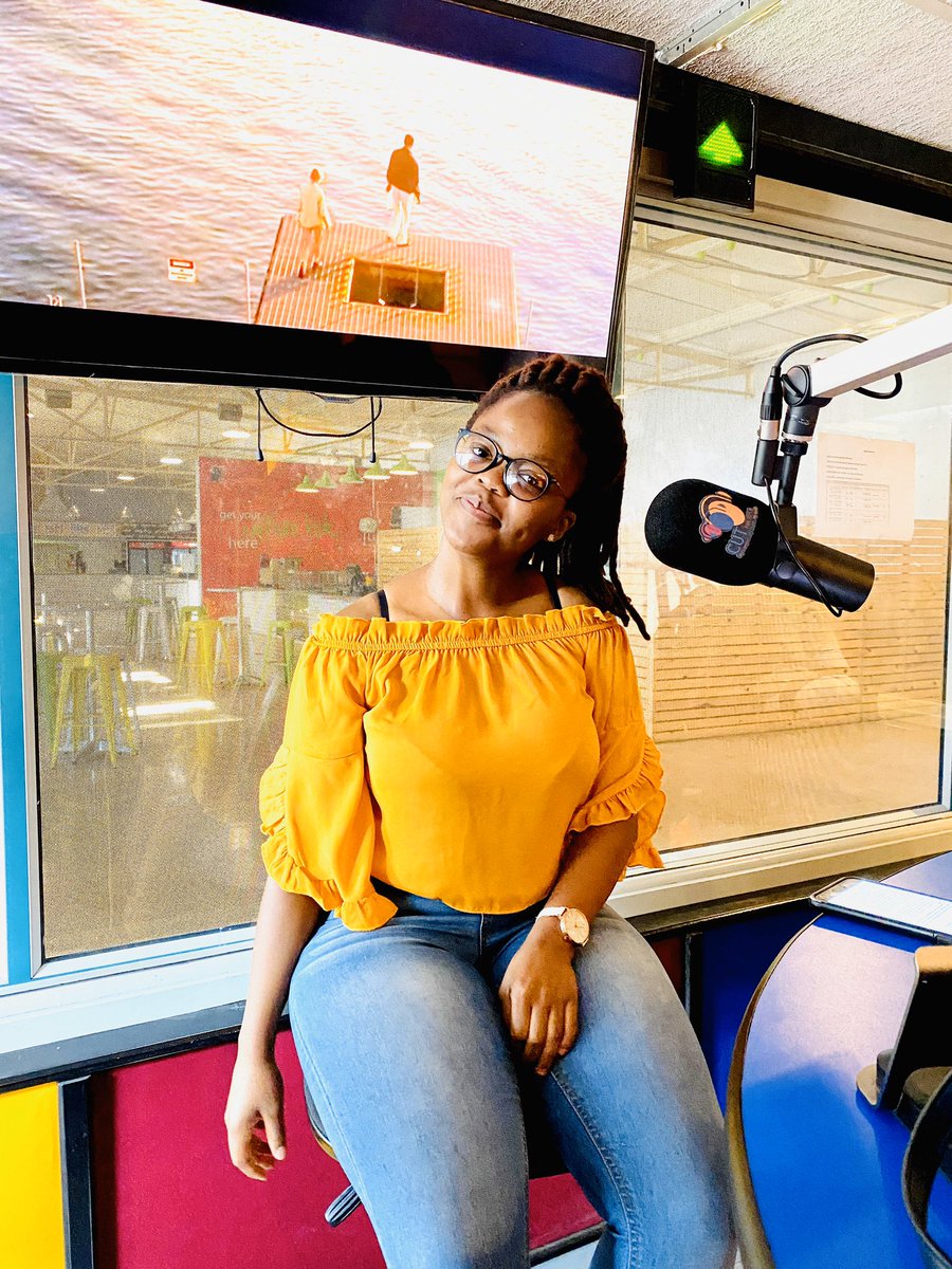 CUTFM1058's tweet photo. #BozzaCutOfBreakfast on your radio!

Catch them 7-10 am

@NkoxLeader 
@PrimiMariti 
Katleho Morake https://t.co/dY9G0i7SLc