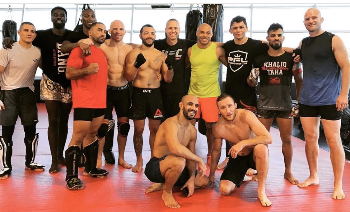 AlexandreKpitao's tweet photo. I can’t wait to train with these guys again! Oss
@AliAbdelaziz00
@Dynamitedan808
@Justin_Gaethje
#pflmma #ufc #bellator #onechampionship #teamdominance #jiujitsu #judo #wrestling #kickboxing #boxing #muaythai #lasvegas #thanksgod🙏 https://t.co/LHmdYiIj6N
