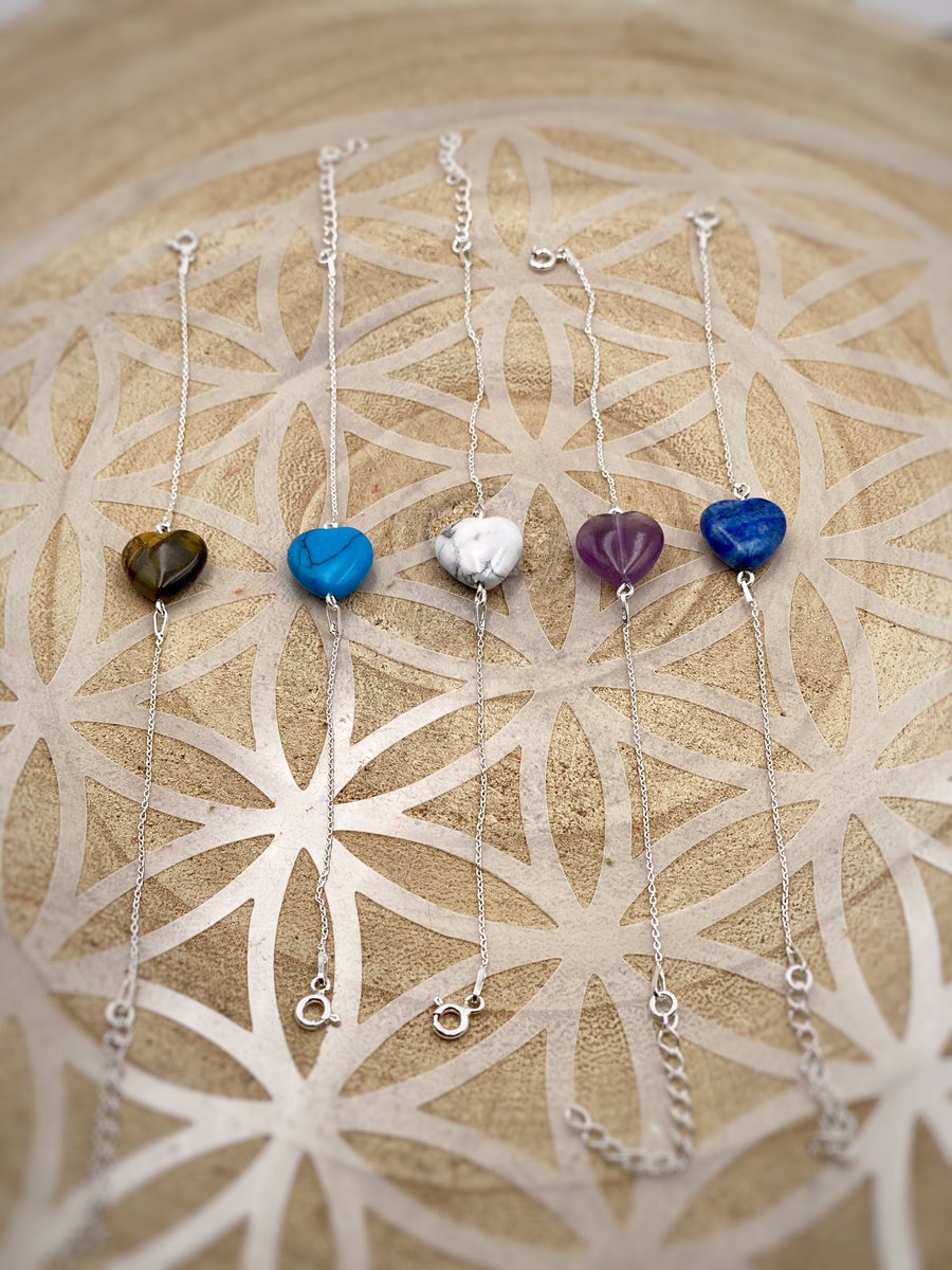 LumaCreation's tweet photo. Saint-Valentin is coming ! ❤️ Soon shop https://t.co/EpndisKXWR #jewelry #collier #bracelets #handmade #Belgium #Wellbeing #bienetre #stones #ideecadeau #giftideas #gifts #gift #bijouxfantaisie #bijou #amourangels #bijoux #creation #precieuse #love #saintvalentin https://t.co/XW5LAY7rzw