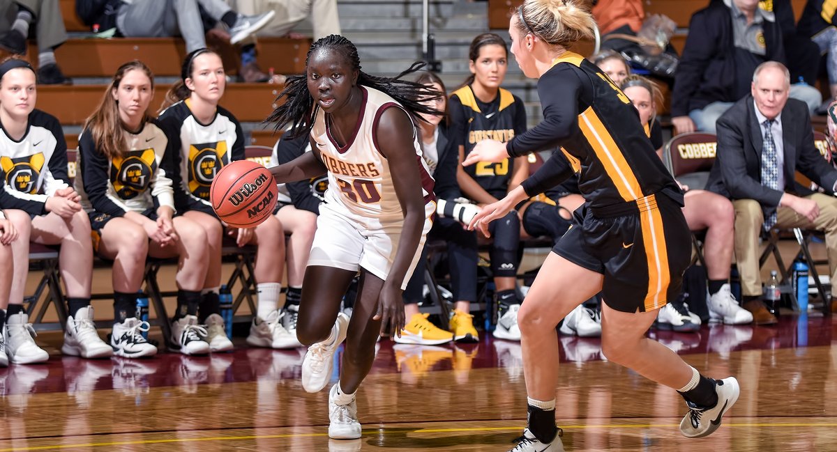 RECAP: Cobber women's basketball had ice in their veins as they used a 24-15 closing stretch to beat #21 Gustavus. Mary Sem had a game-high 20 pts. while Bailee Larson had a game-high 9 rebounds as CC beat GAC for the 1st time since 2015. 

📰: bit.ly/3ahsrTg