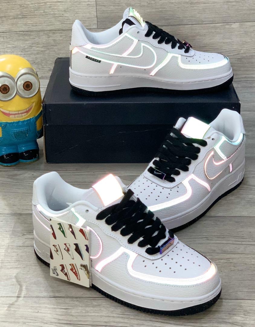 White sneakers are just attractive but I don’t have any Now available in store Unisex glow in the dark sneakers Price:25,000Size: 40-45Available for delivery Pls help Rt and send a Dm to order