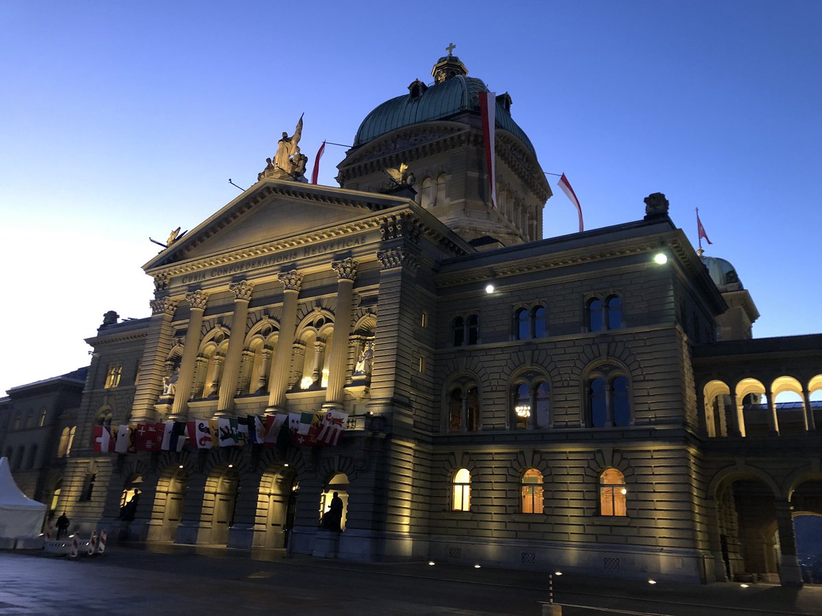Starting a #collaborative work day right here in the Swiss capital 😉