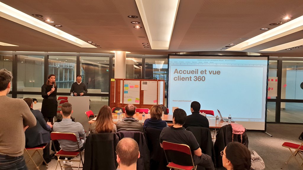 alcommault's tweet photo. #Dday
Je suis très heureuse de démarrer une nouvelle histoire chez @Orange_France en reprenant la Direction
Digitale Grand Public. Un grand merci aux équipes des trains agiles Espace Client &amp; Accueil Client pour leur accueil au Pi Planning, les échanges et partages
@micheljumeau https://t.co/2jwCkUQkSs