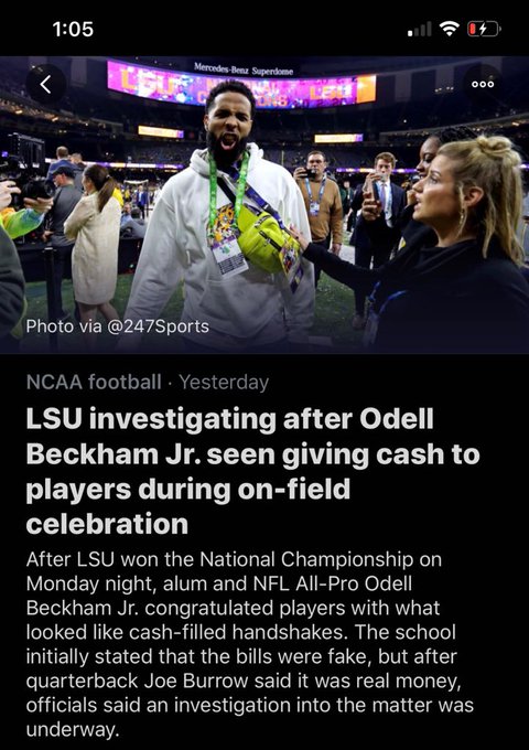 Told y&rsquo;all that was stupid of him handing out money. But y&rsquo;all said it was lit 🙄🙄🙄 https://t.co/Crej