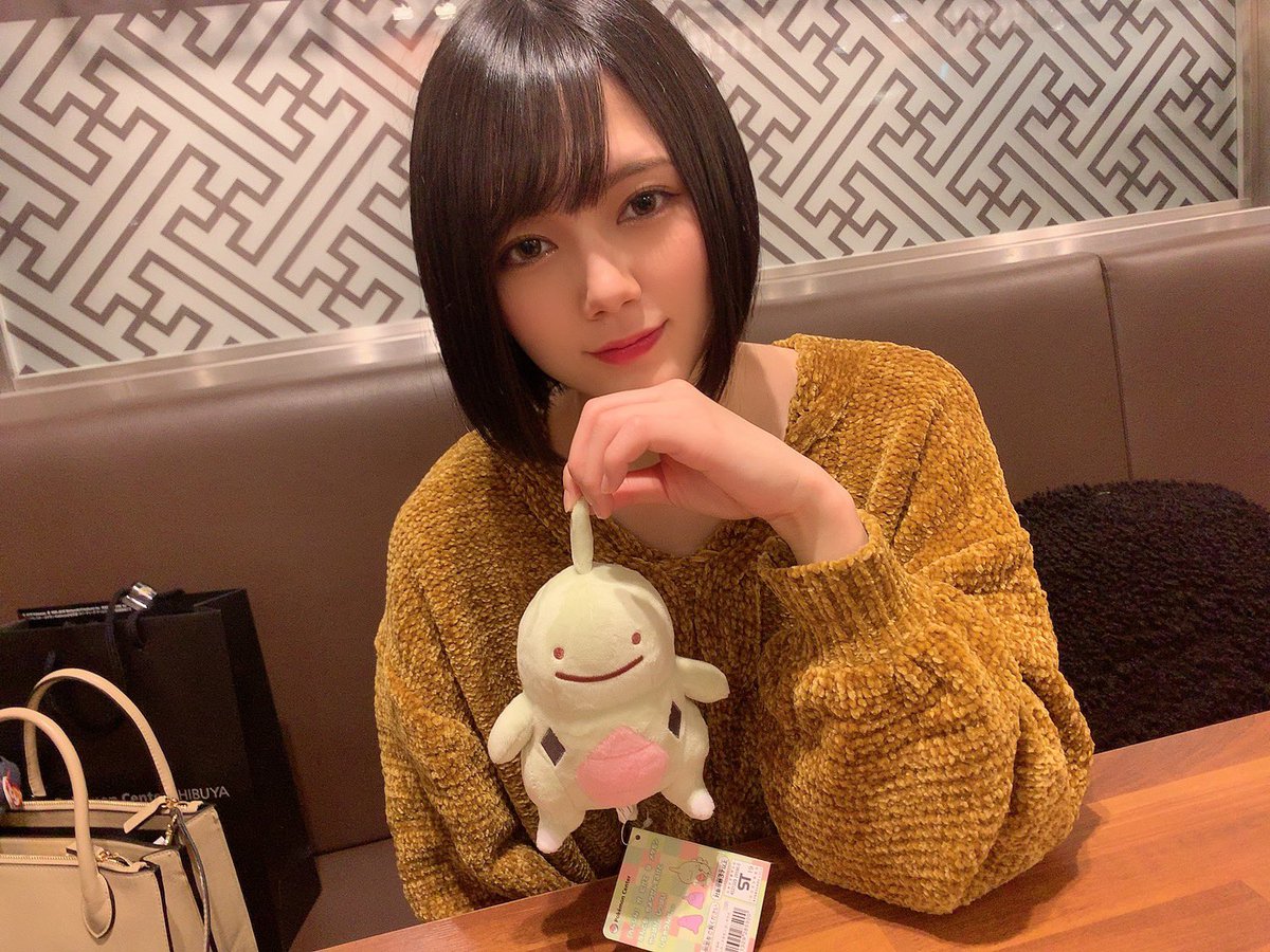 本日、FANZAのライブチャットをさせて頂きます😜💕

【第1部】22:00〜23:00
【第2部】23:15〜0:45

上記の時間なので是非見に来てくださいね☺️ https://t.co/yuDJ8n6cz1