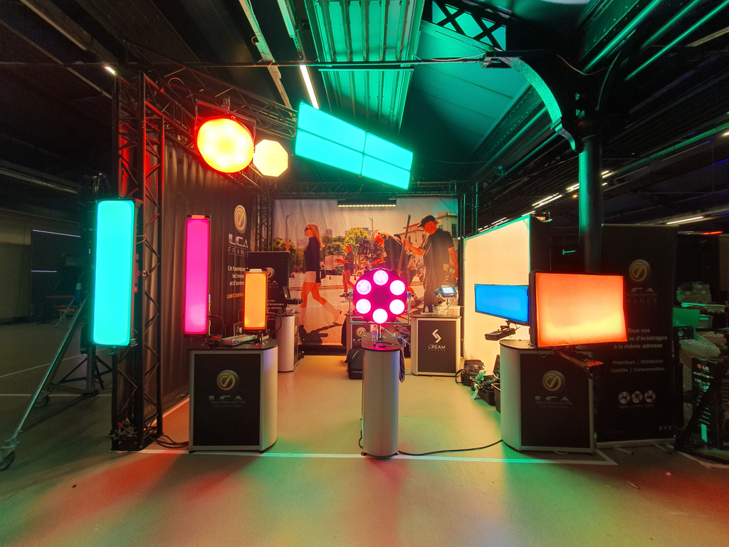 FranceLca's tweet image. We&apos;re ready for the #AFCMicroSalon

We&apos;ve some of the latest in LED lighting for film and broadcast :
#CreamSource
@litegear 
@dmglumiere
@chromaqlighting 

#gaffers #cinematographers #directorofphotography #setcrew #ledlighting #filmlighting #makingmovies