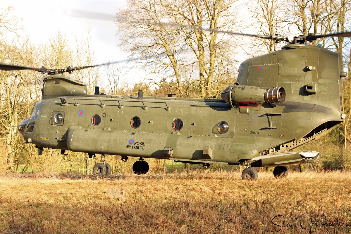 RAF_Odiham's tweet photo. Some great shots yesterday of @18Squadron and @27_Sqn out and about conducting confined landing away from the airfield. @StnCdrRAFOdiham @AlGillespieRAF @ComdJHC
Thanks to @SeanMcRandle for sharing. https://t.co/NcnMs3Q4zs