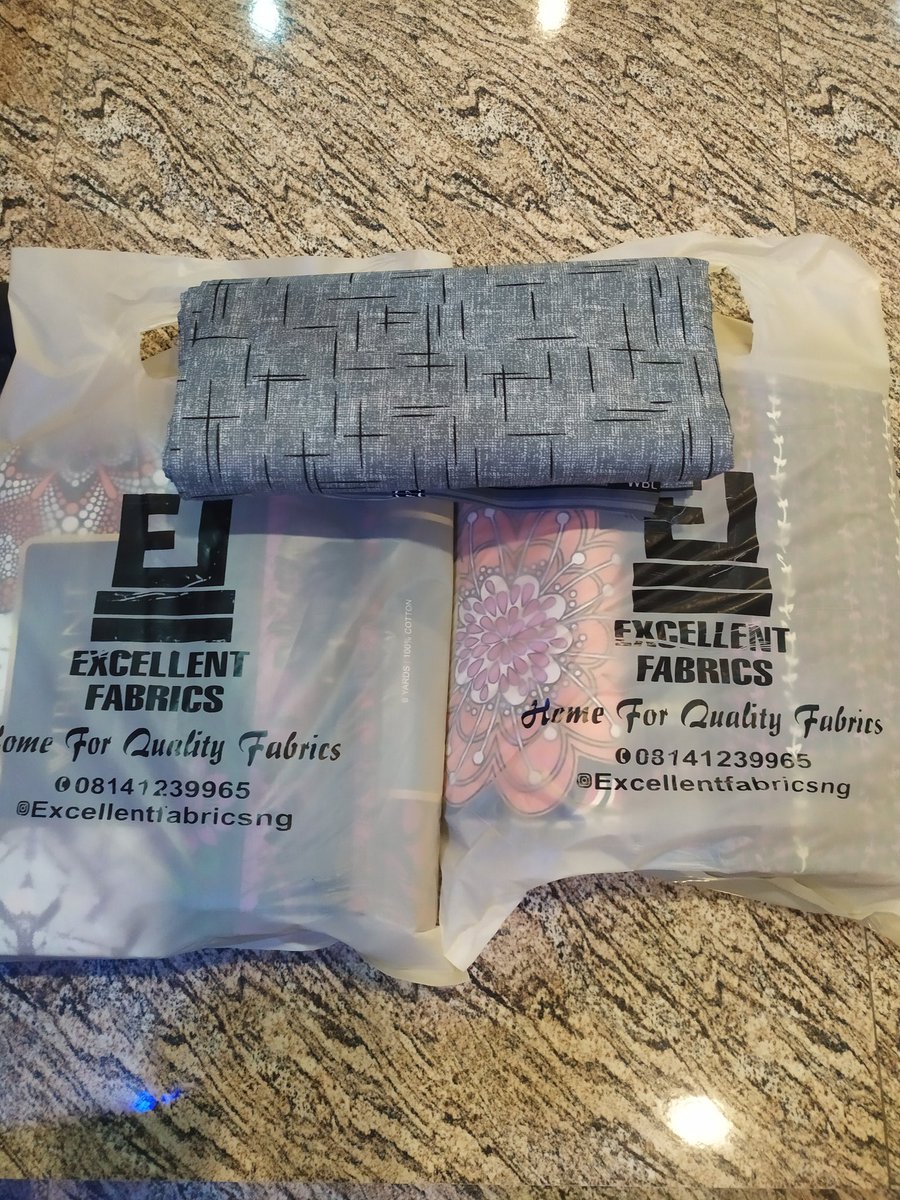 Excellentfabric's tweet photo. Ankara fabrics off to Kaduna with a little gift for our customer 💝

We still have more designs in stock and delivery is not a problem for us. 

#waybill #ankaravendor #kaduna #fabricvendor https://t.co/ZVd9MHfEBk