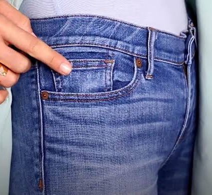 pagusrendon's tweet photo. La mayoría de la gente no lo sabe, pero la bolsa diminuta del pantalón es para tu quincena. https://t.co/59LmXrnhoa