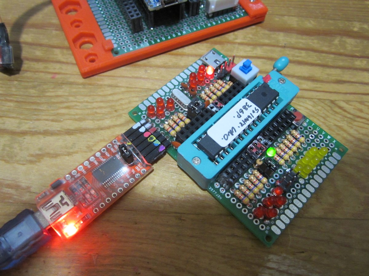 saiki0011's tweet image. #ゆるふわ電子工作
ブートローダをUNOに指定することで
FT232RL USBアダプターでの書込み成功しました
ブートローダーが原因だとは盲点でした🤣
#自作Arduino #ATmega328P #Arduino #電子工作