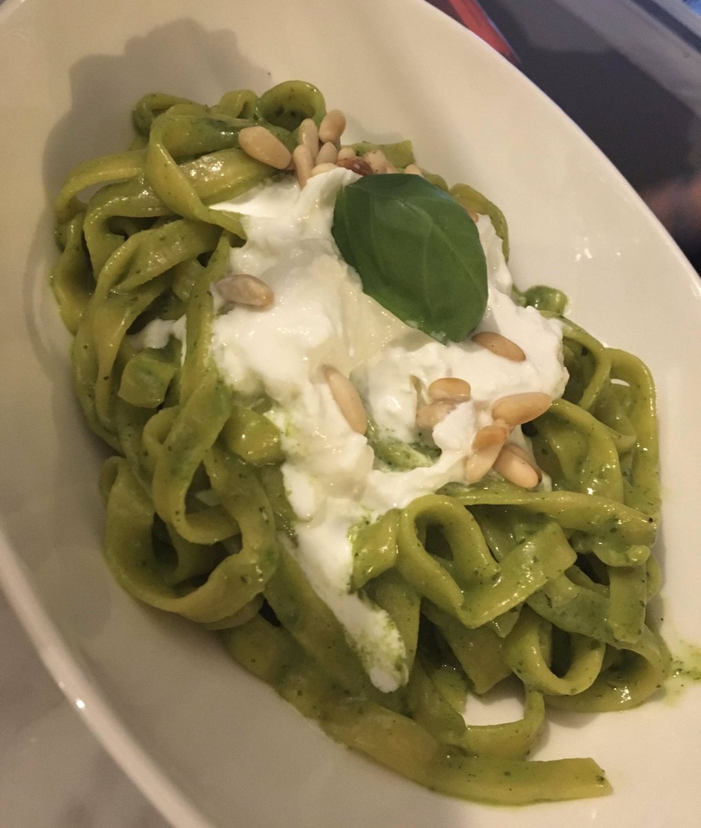 C2000Lara's tweet photo. This morning thanks to the help of my grandmother I cooked a homemade pasta and also we made the pesto.
#prepweek66 #Gymshark66 @Gymshark https://t.co/KKqJIKY9wc