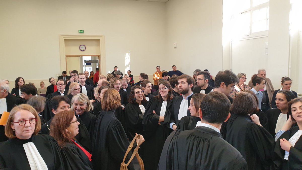 Le Barreau de Chartres occupe l'audience du Tribunal correctionnel de Chartres.