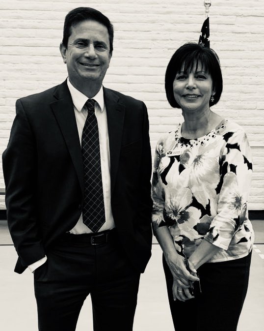 CPLCapitanas's tweet photo. Viva y Muchas muchas gracias! #FutureOfPima #WORKFORCEDEVELOPERS! @uarizona 
Arlene Benavidez
Exec. Director, Metropolitan Education Commission y post- secondary preparation, youth leadership! https://t.co/HGeFJfglFQ Arriba @TajaDavisKGUN ! https://t.co/uuwsFRQl4t