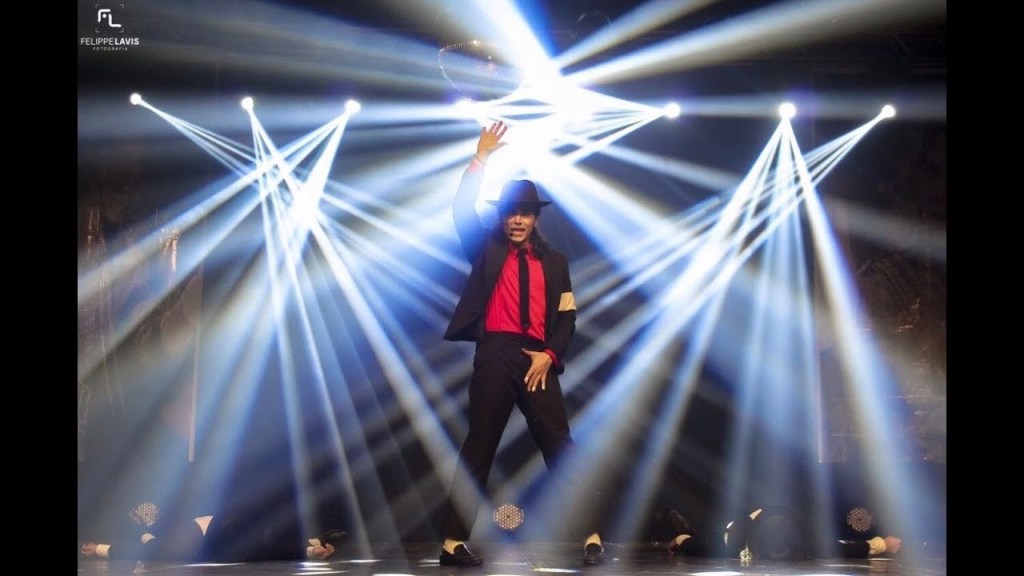 StewReport's tweet photo. Ricardo Walker, Michael Jackson tribute artist. @RicardoWalker #michaeljackson #tribute https://t.co/hRiOsteOyH https://t.co/TlVrmgqx9p