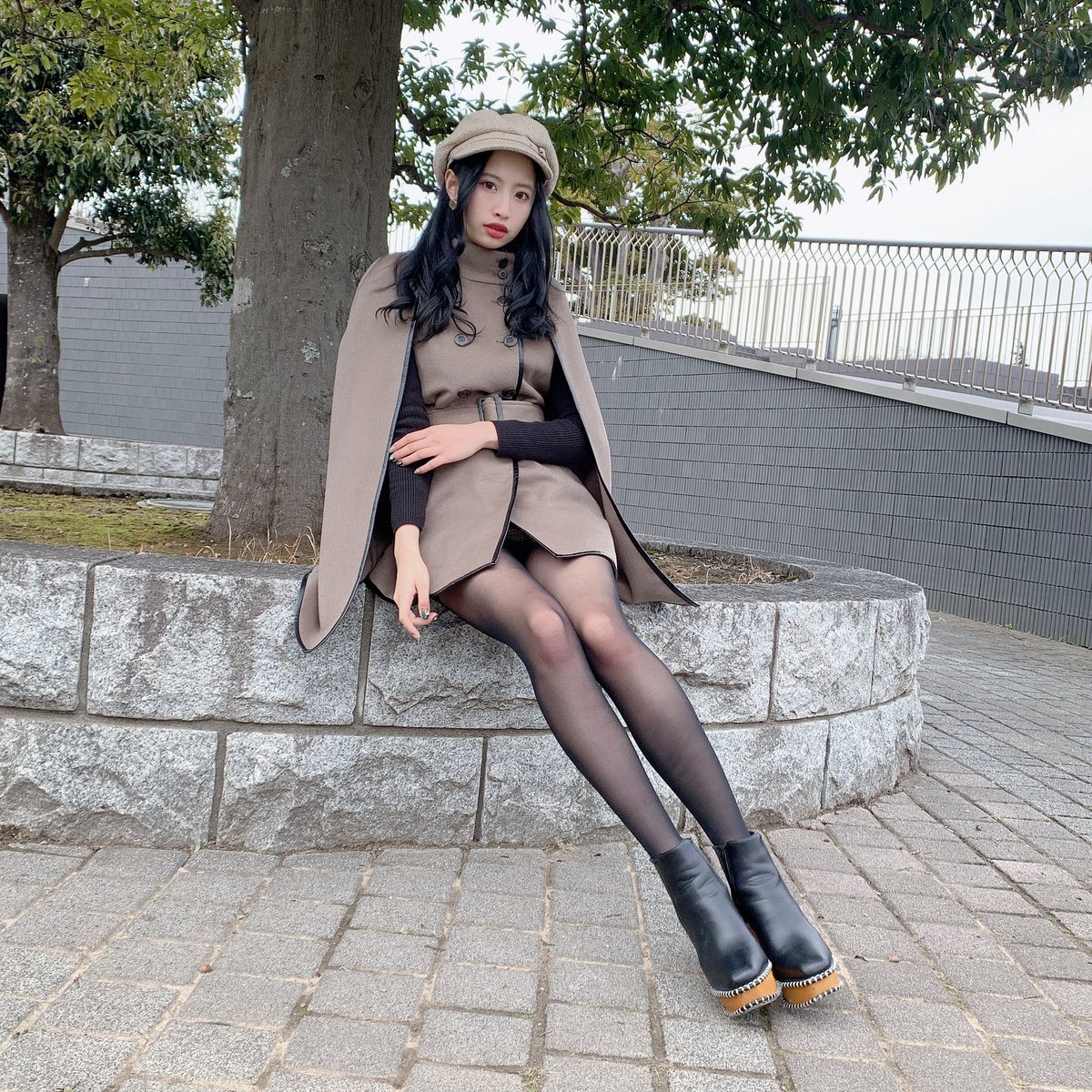 Twitter 上的 藤川らるむ あと黒のストッキングはシャドウ効果でとっても綺麗に見えるので本当におすすめ らむのあし T Co Liuno8xiam Twitter