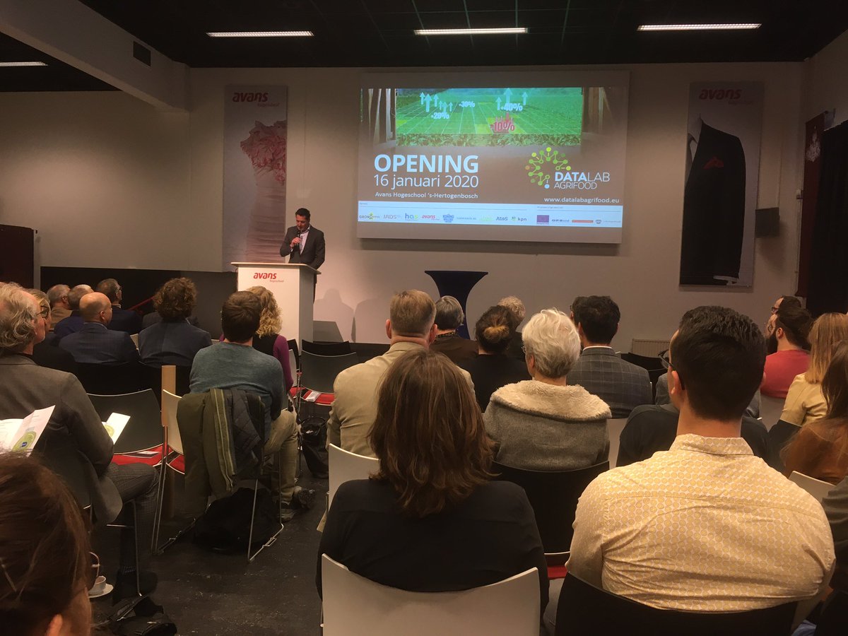 Ruim 120 mensen aanwezig bij Opening #Datalab #Agrifood te Den Bosch. #ODLA is unieke praktijkomgeving waarin MBO, HBO en WO-studenten, lectoren en bedrijven kunnen leren en experimenteren met #data #AFI #AgriFoodInnovation #FoodUp #Brabant