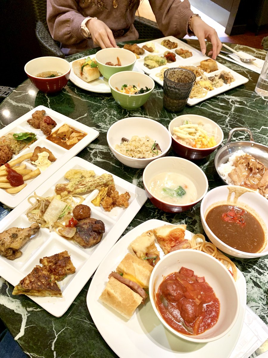 Uzivatel かがわっち 永遠の2等陸士 兵 Na Twitteru Today S Lunch Is This Lunch Buffet At World Buffet Kobe Cook Restaurant 今日のランチは フォレオ広島東 にある バイキングレストラン 神戸クックワールドビュッフェ にてバイキング T Co