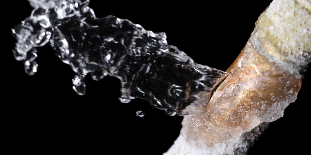 MetroRod_WY's tweet photo. Frozen pipes can eventually cause a burst pipe if not dealt with promptly. As we know, the mornings are getting colder and with Winter comes frost, ice and snow. Don't let a burst pipe affect your business. Read more on how you can prevent frozen pipes: https://t.co/gOruaJjy30 https://t.co/rFjaxfGvNl
