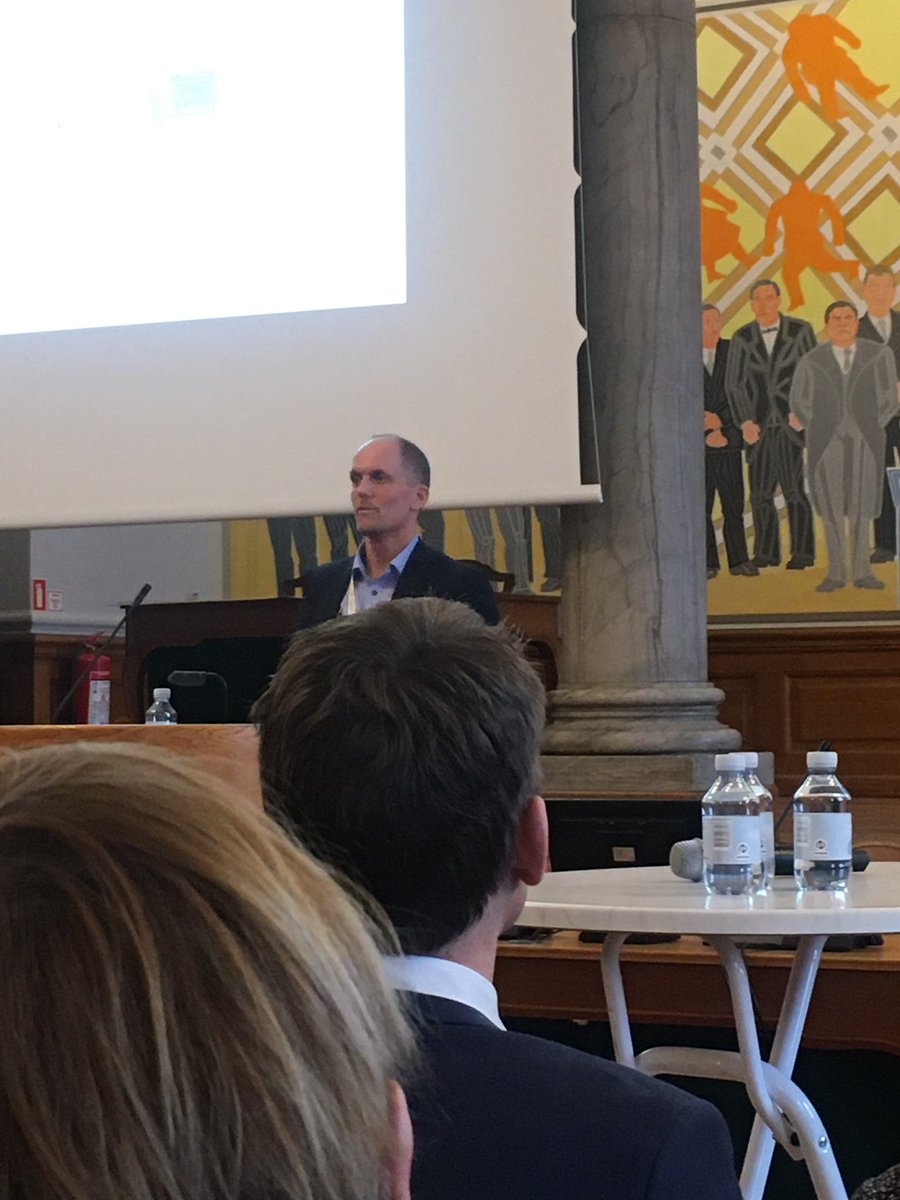 LoneHolms's tweet photo. ‘Ikke bare workshops men reel brugerinddragelse med afsæt i behovsafdækning og design thinking’ - en af Troels Krarup Hansens visioner for fremtidens diabetesbehandling til dagens politiske topmøde på Christiansborg #sammenomdiabetes #sdcc https://t.co/AhxDhd3bb0