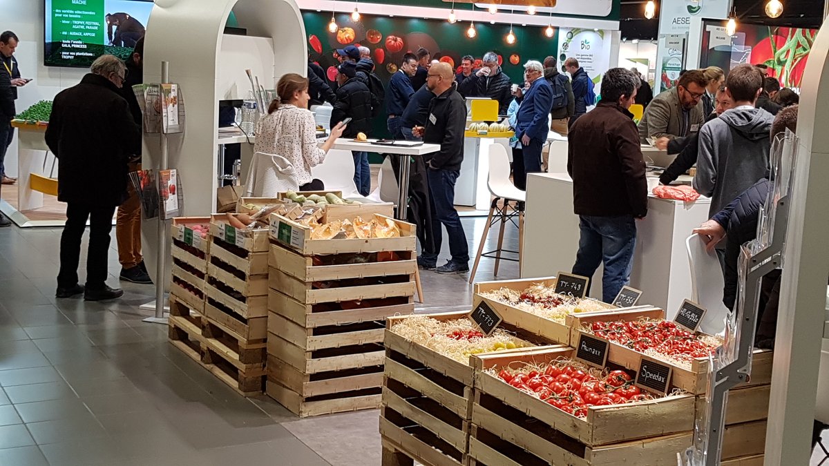 AnadiagG's tweet photo. 📢 [Day 2 at #sival20]
What a big and insctructive exhibition !

#agriculture #Angers #végétal https://t.co/DWn57cwo25