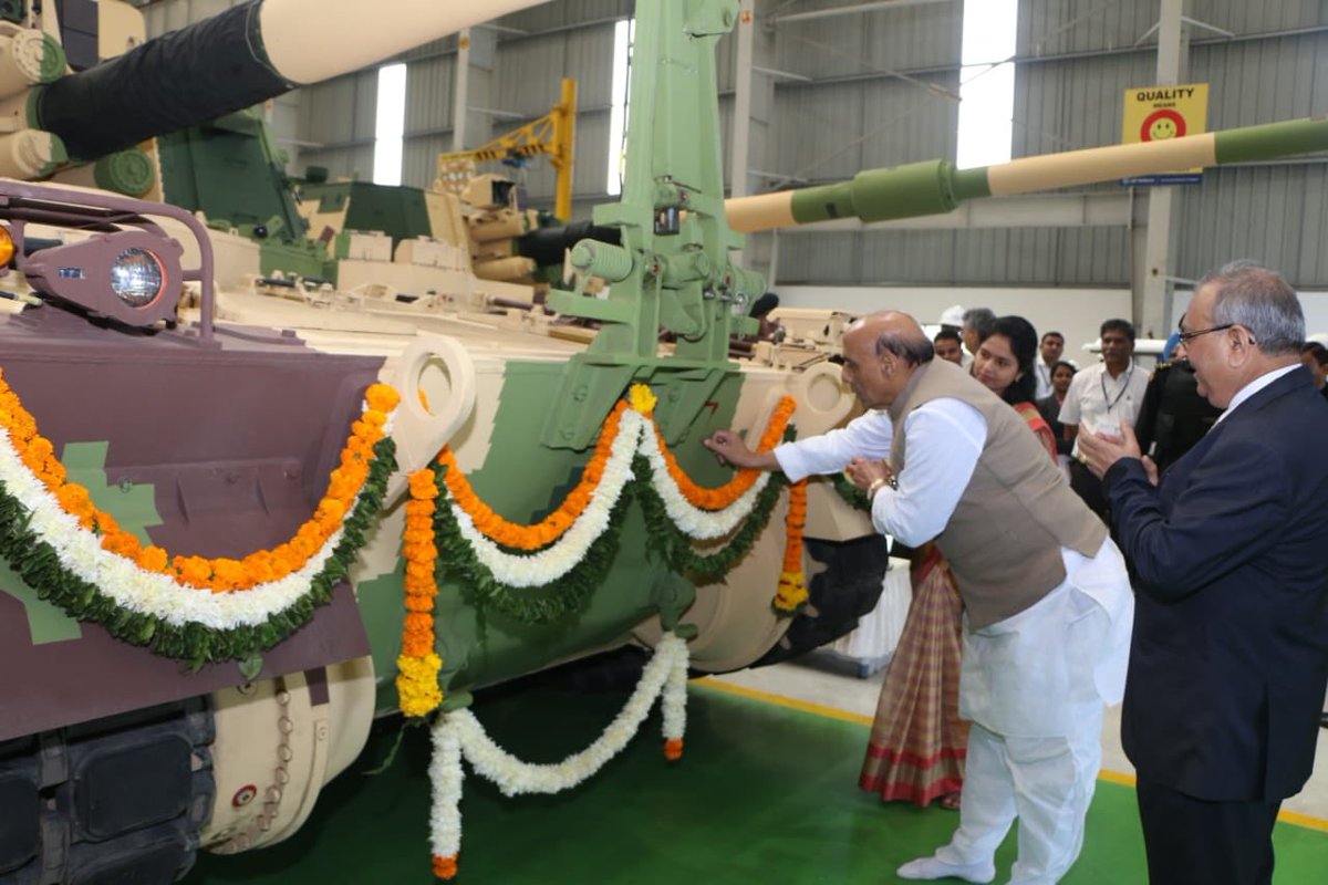 DefenceMinIndia tweet picture