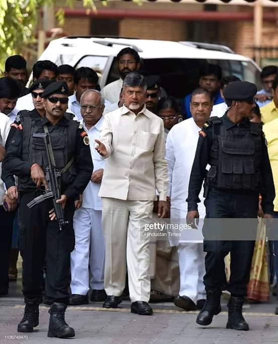 Shaiksh11548443's tweet image. పేరు గుర్తుంది గా.....👍
                 #నారాచంద్రబాబునాయుడు😍😘❤️
   ఆయనే మా ముఖ్యమంత్రి.
#LeaderOfIndia😍😍😍
       #NoteItDown.....🖋️