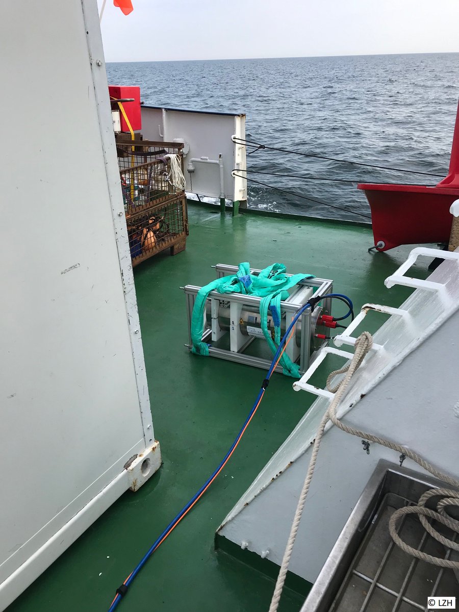 ROBUST_EU's tweet photo. LIBS system tested with the research ship LITTORINA from @GEOMAR_en on the Baltic Sea. Relevant emission lines of zinc and copper could be detected under water

@EU_EASME #geology #rawmaterials #mineralogy #energy https://t.co/DdVcN9pKmP