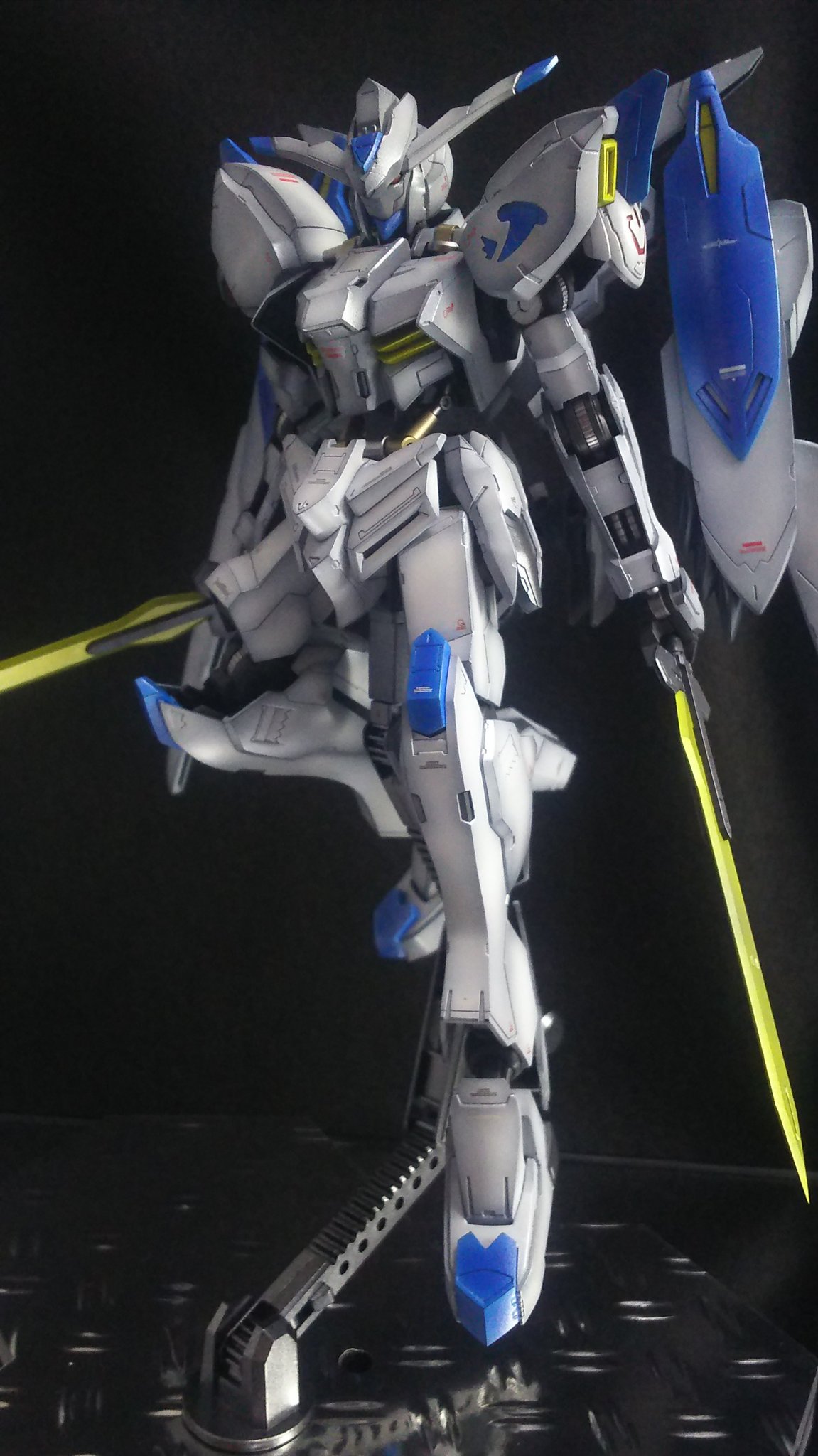 スナヲ ガンダムバエル完成しました 巷ではmgバルバトスが流行りですが こちらは1 100フルメカニクスです いやコイツもほとんどmgだったわ 後で久しぶりにガンスタさんにも上げますので よかったらそっちも見てね あと今年こそ スナヲ ガンダムバエル完成しました 巷ではmgバルバトスが流行りですが こちらは1 100フルメカニクスです いやコイツもほとんどmgだったわ 後で久しぶりにガンスタさんにも上げますので よかったらそっちも見てね あと今年こそ