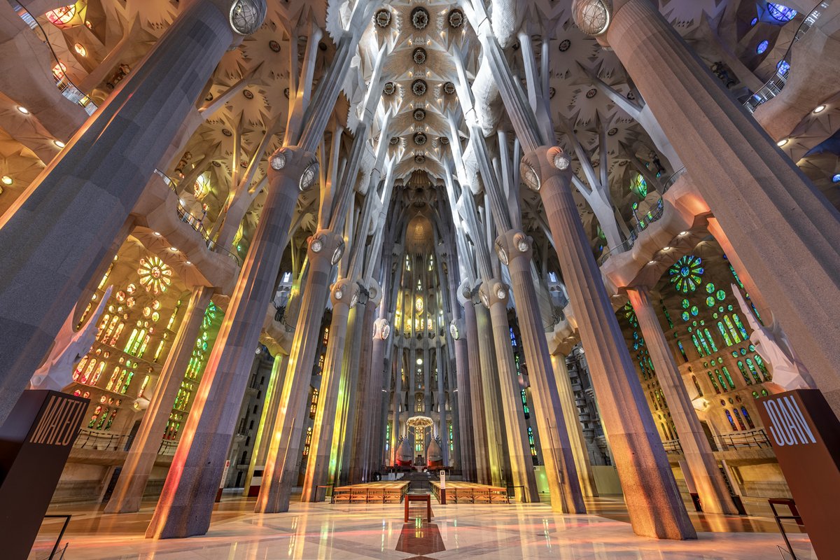 La Sagrada Família on Twitter: &quot;Space takes centre stage inside the Sagrada Família. Here, there are mostly elements reminiscent of nature, the work of God and perfect model that inspired Gaudí&#39;s architecture [