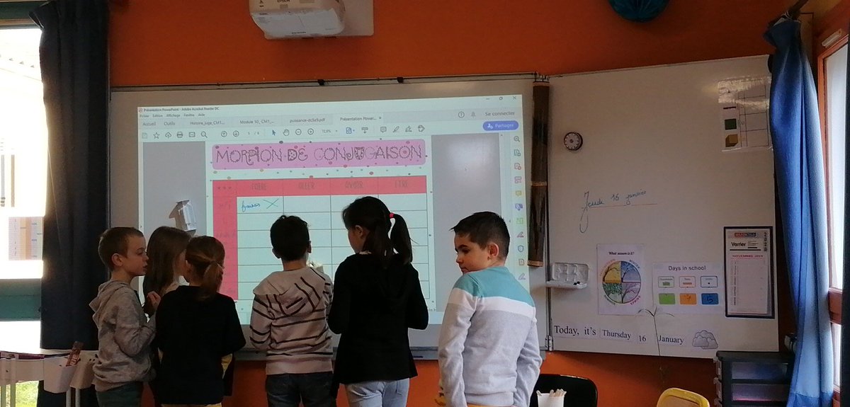 Entraînement à la conjugaison des verbes à l'imparfait avec le morpion de conjugaison.