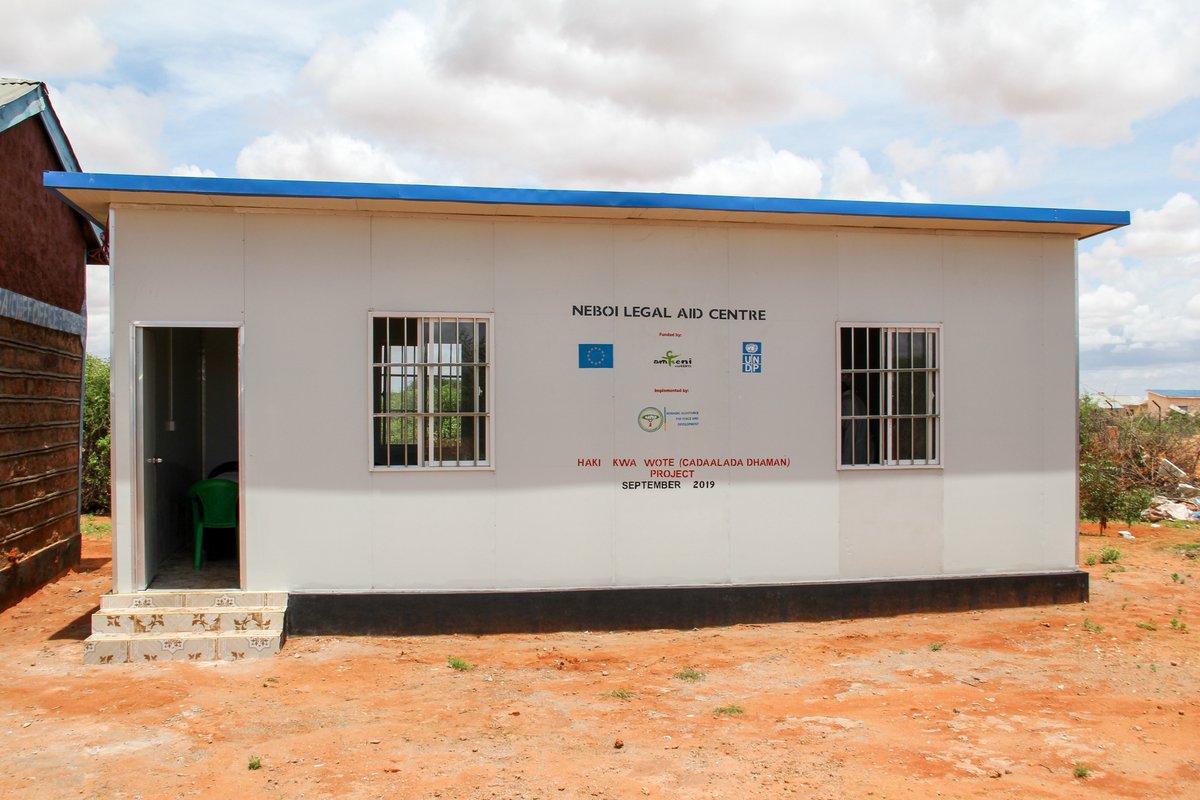 @amkeniwakenya @NAPADKE @Mandera_cgvt With support from @UNDP under the @amkeniwakenya #PLEAD programme, @NAPADKE has trained 6 paralegals on the Legal Aid Act & to use sign language to aid deaf #PWDs 📔💡 A legal aid centre has also been erected to bring legal aid to the community⚖️ More➡️link.medium.com/TNQCkCC9h3