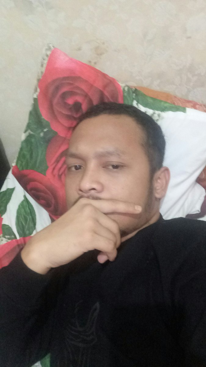 ricoowb's tweet photo. Tegahpunah https://t.co/x4vjInJbc9
