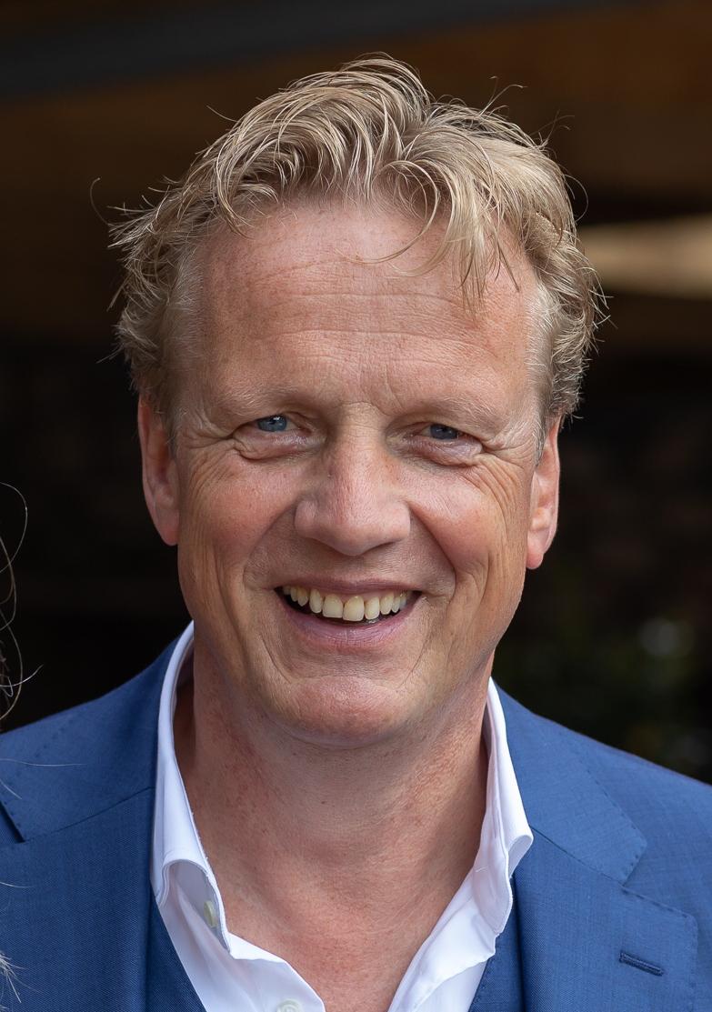 Independer krijgt een nieuwe algemeen directeur: felix Tenniglo. “Ik kijk ernaar uit om aan de slag te gaan bij het bedrijf dat ik altijd met bewondering gevolgd heb'. dpgmedia.nl/nieuws/felix-t…