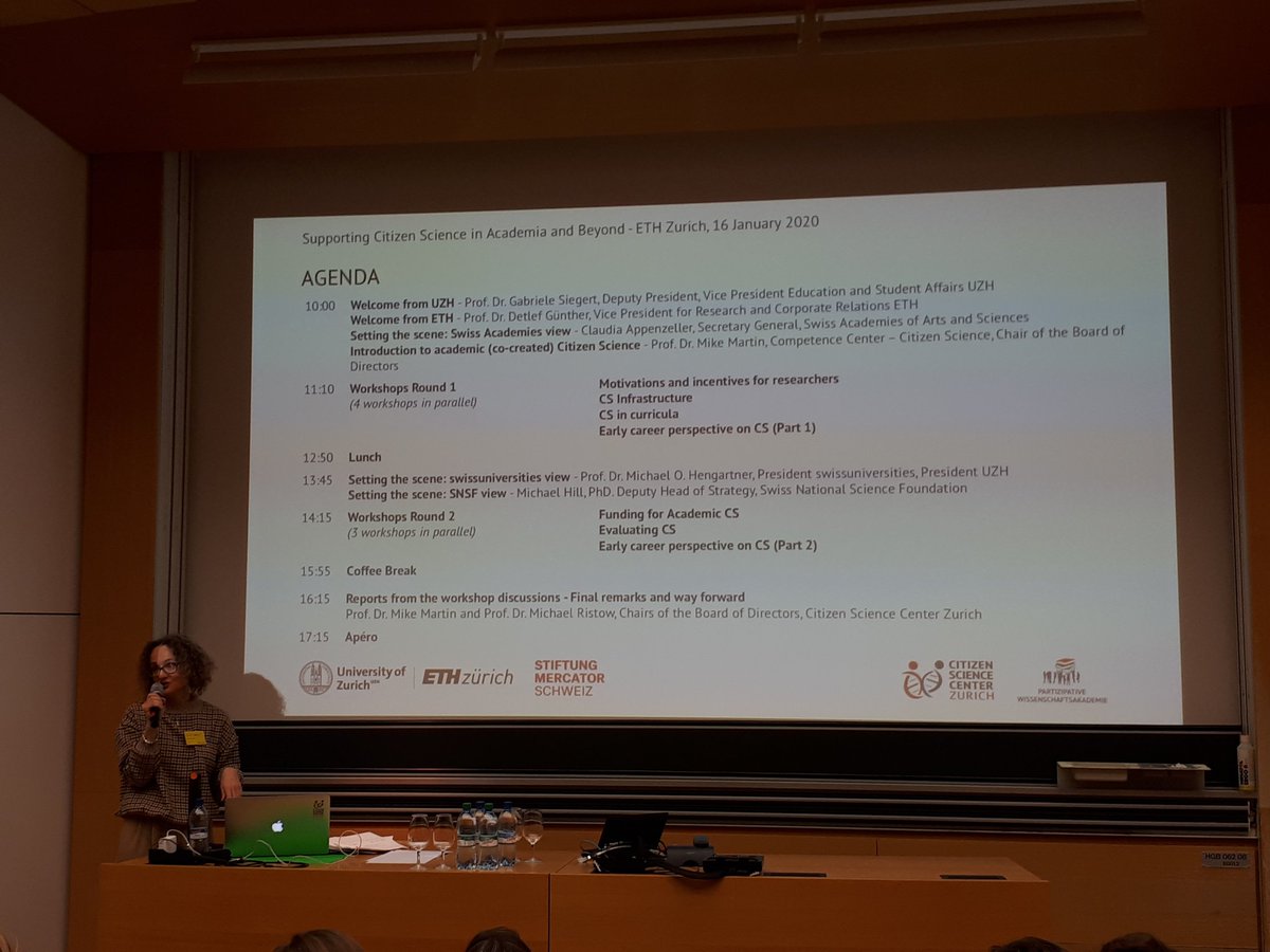 spatialsparks's tweet photo. Rosy kicking off "Citizen Science in academia and beyond" #CSinCH2020 The #cswinterschool is looking forward to an interesting and fruitful day! https://t.co/7mbBk0h1Mq