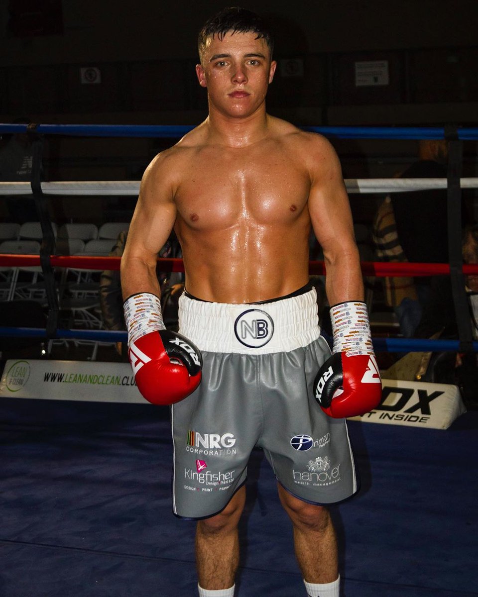RDXSports's tweet photo. @nick_ball97 Rocking a pair of RDX fight gloves.
Shop now: https://t.co/rK8eevktAp
#RDXSports #Boxing #Sparring #Fighting #Progloves #C2Gloves #TeamRDX #Combatsports https://t.co/rMhjAhfH5m