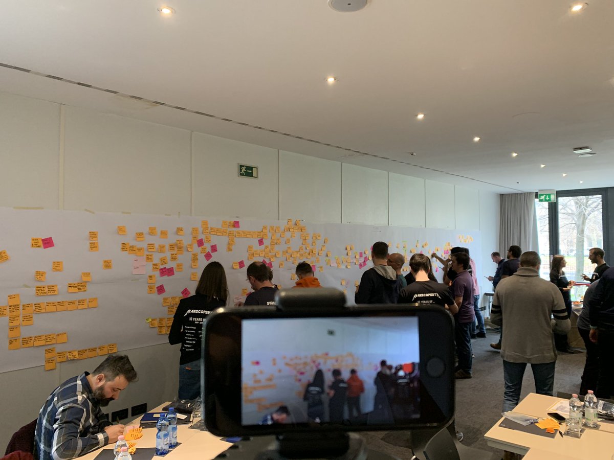 avanscoperta's tweet photo. As orange as it gets! 🔶 Our @ziobrando and a great bunch of awesome #Learners at our #RetreatDays in #Bologna!
Today we focus on #EventStorming (as you can see and guess 😂)!
Follow #RetreatDays to see the full story. 💪 #WeAreLearners https://t.co/NJv5N3bPUc