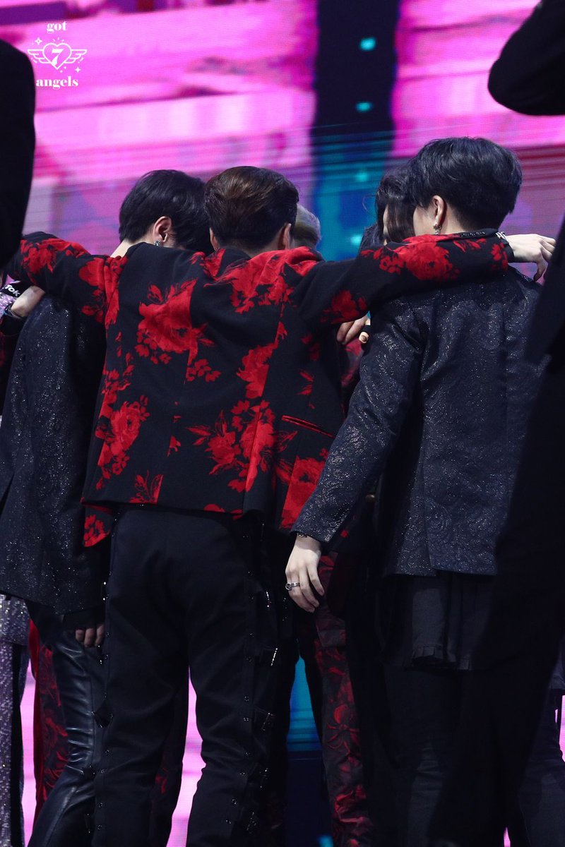 gotsevenangels's tweet photo. [HD] 200105 GDA

Happy 6th Year My Loves 🥰

 #GOT7 #갓세븐  #JB #제이비 #JAEBUM #JAEBEOM #MARK #마크  #JACKSON #잭슨 #JINYOUNG #진영 #YOUNGJAE #영재 #BAMBAM #뱀뱀  #YUGYEOM #유겸 #GOT7_우리가사랑했던_그겨울
#갓세븐과_함께하는_6번째_페이지
#6YearsSpinningWithGOT7
#6thPageWithGOT7 https://t.co/B7xWdBq2FW