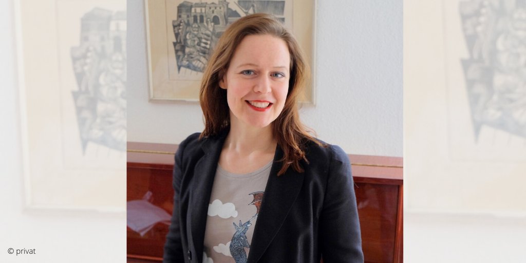 bmftr_bund's tweet photo. Forschung zum Thema Open Access? Im dritten Podcast erklärt @EllenEuler, 🇩🇪 erste Professorin für #OpenAccess, #OpenScience &amp; #OpenData, was sie genau erforscht und wie man diese Erkenntnisse in der Praxis nutzen kann. Unbedingt reinhören 🎧: https://t.co/2F3AEBTGDd @FHPotsdam https://t.co/aporhTTOXS