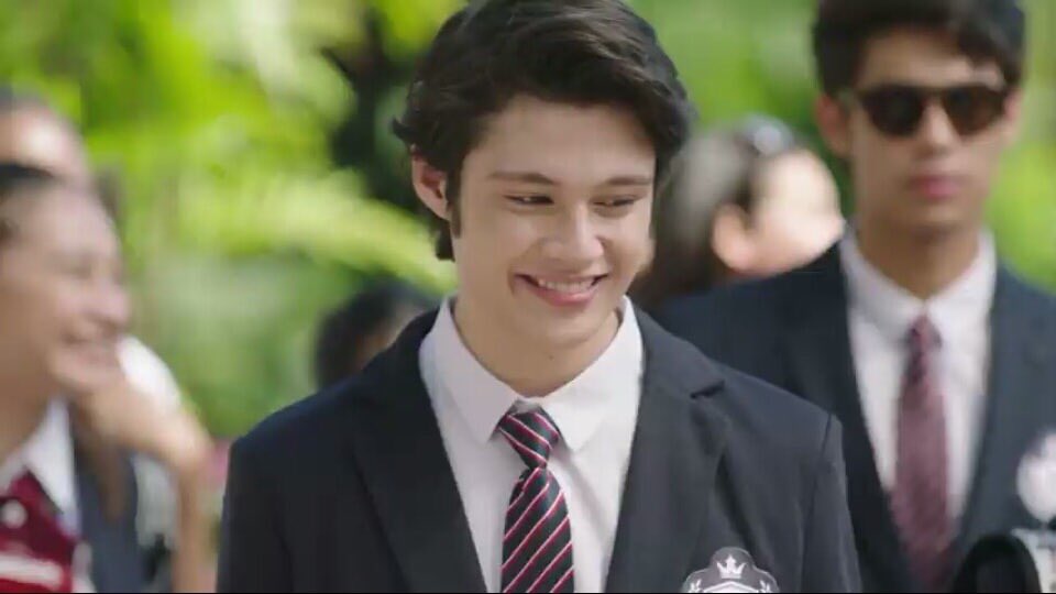 “Dalawa lang yan, e...”

RHYS AsTobOnIWANT
#HesIntoHer