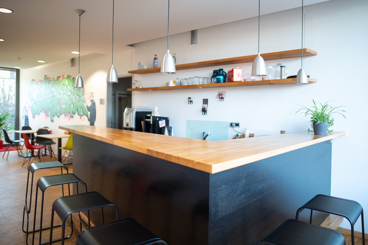 schabsky's tweet photo. Unsere Coworkerin Anke Sundermeier (https://t.co/8eCpDvYush) hat ein paar Schnappschüsse vom Work Inn Campus angefertigt! Uns gefällt es. Danke Anke.

#dortmund #startup #beatyesterday #newwork https://t.co/jBwPlPtc6n
