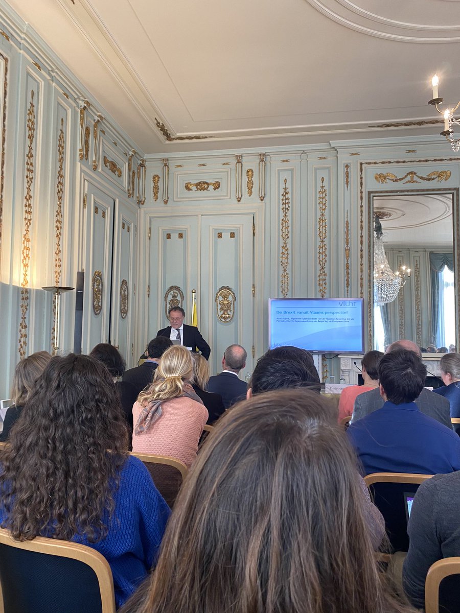 SimonDeWachter's tweet photo. Wat is de impact van #Brexit op de toekomstige academische samenwerking met Vlaanderen? Dat komen we te weten op het #VLUHR lerend netwerk! @VLIRnws @VLHORA_nieuws https://t.co/cNxxZwoW31