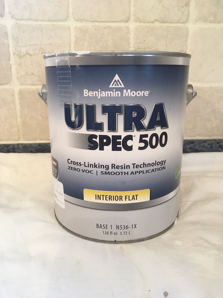 CatworthDecor's tweet photo. Today, I am mostly using @BenjaminMooreUK #UltraSpec on a Farmhouse Kitchen #paintlikenoother #Denford https://t.co/eFxuJiPQuE
