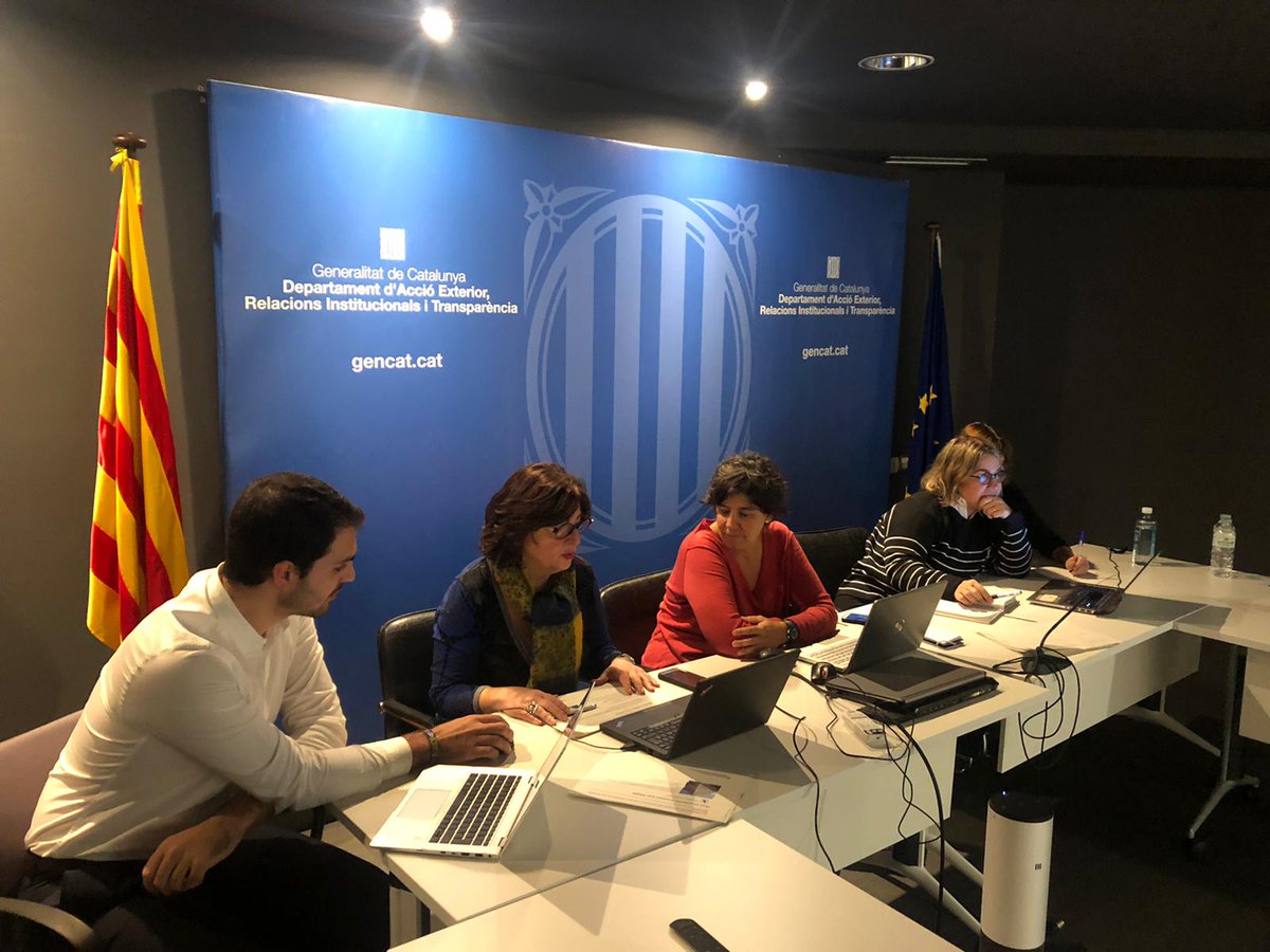 ascuoladioc's tweet photo. #ASOCEU
#ASOC1920 
Lesson 1 videoconference just started in Barcelona! 
Good civic monitoring to the six Catalan schools participating https://t.co/OTvEq3q4cZ