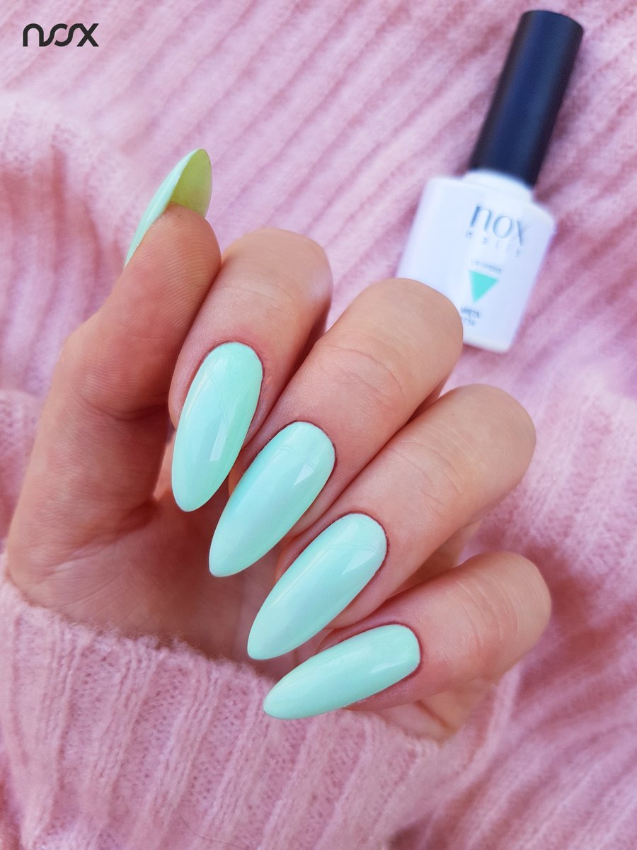 NOX_Nails's tweet photo. Czas na odrobinę świeżości podczas codziennej szarości!
#nails #nail #nailsart #nailart #nailsartist #nailartist #mintnails #nails2inspire #nailsinspirations #nailsdesign #nailsoftheday #manicure #manicurehybrydowy #paznokcie #paznokciehybrydowe #paznokcieżelowe #hybrydy https://t.co/4xfWUAMcYq