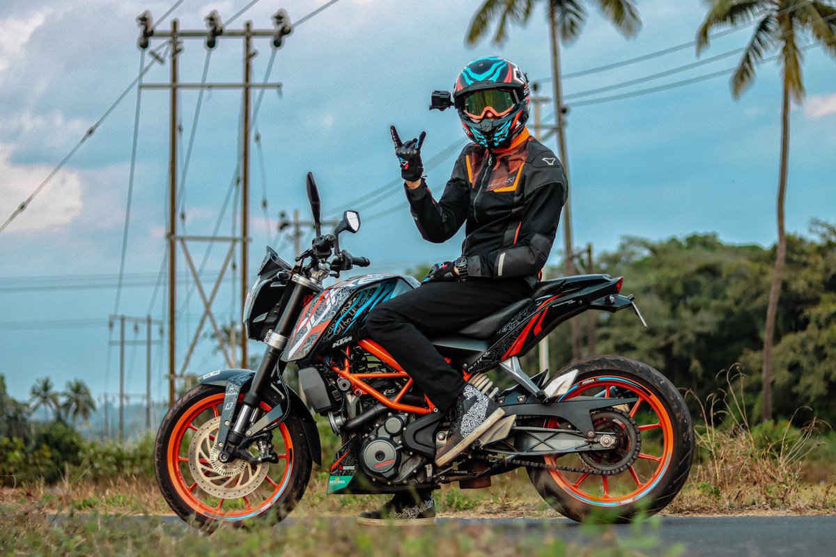 Trip that reminded me of my beginnings, where everything was a struggle, but also everything was possible - because you just love doing what you do sooo damn much. Dream big, never give up!🤘 Full RokON vlog 👉 bit.ly/2sq1vzK 🔥 

📸 <a href="/KareshDesai/">Karesh Desai</a>