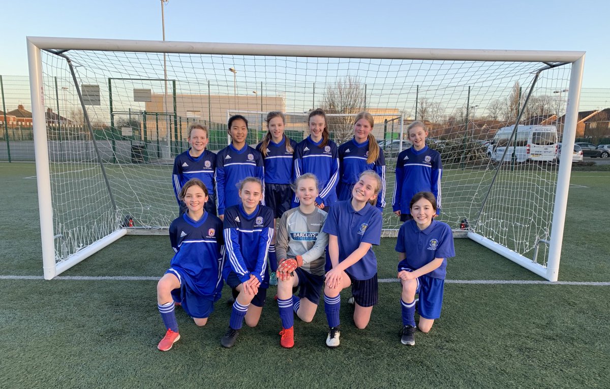 Congratulations to the Y7 girls football team who won round 3 of the U12’s PlayStation Cup yesterday. A great score of 5-2 ⚽️ onto round 4... well done girls 👏🏼